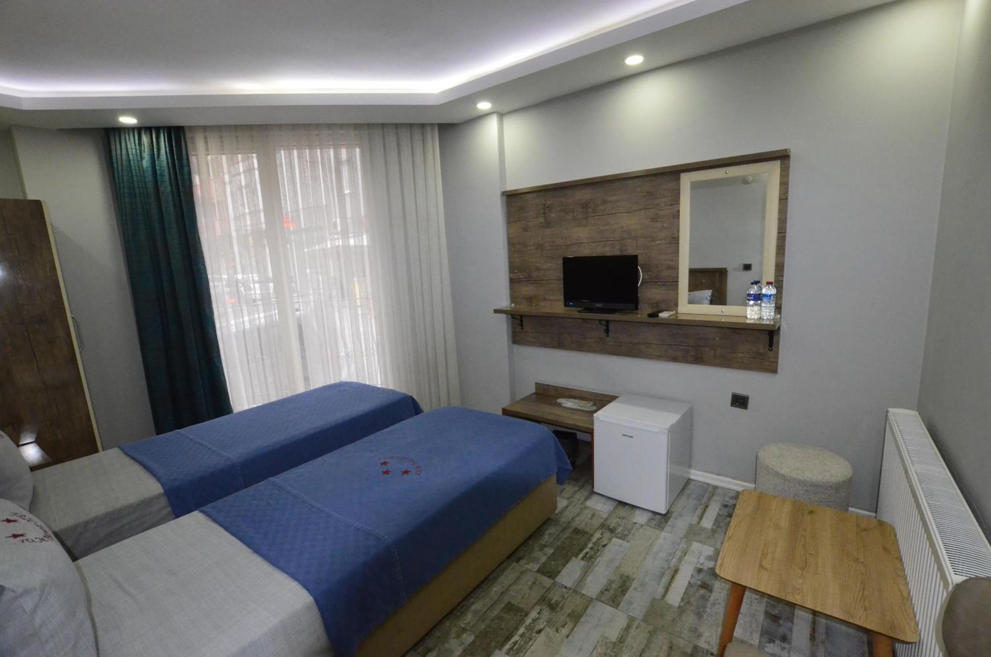 Tuem Palace Otel Bandırma Extérieur photo